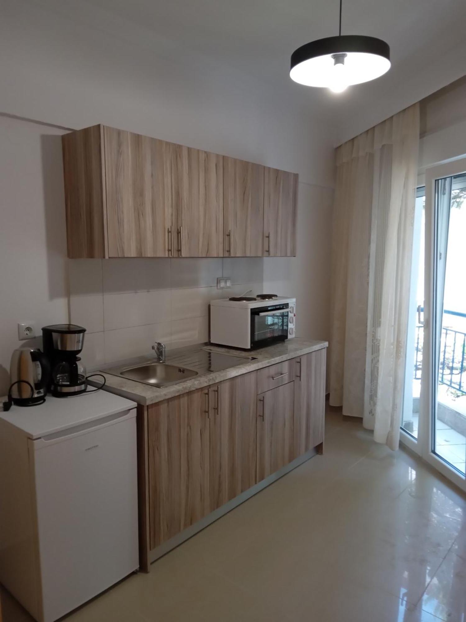 Leonidas Apartments Неа-Перамос Экстерьер фото