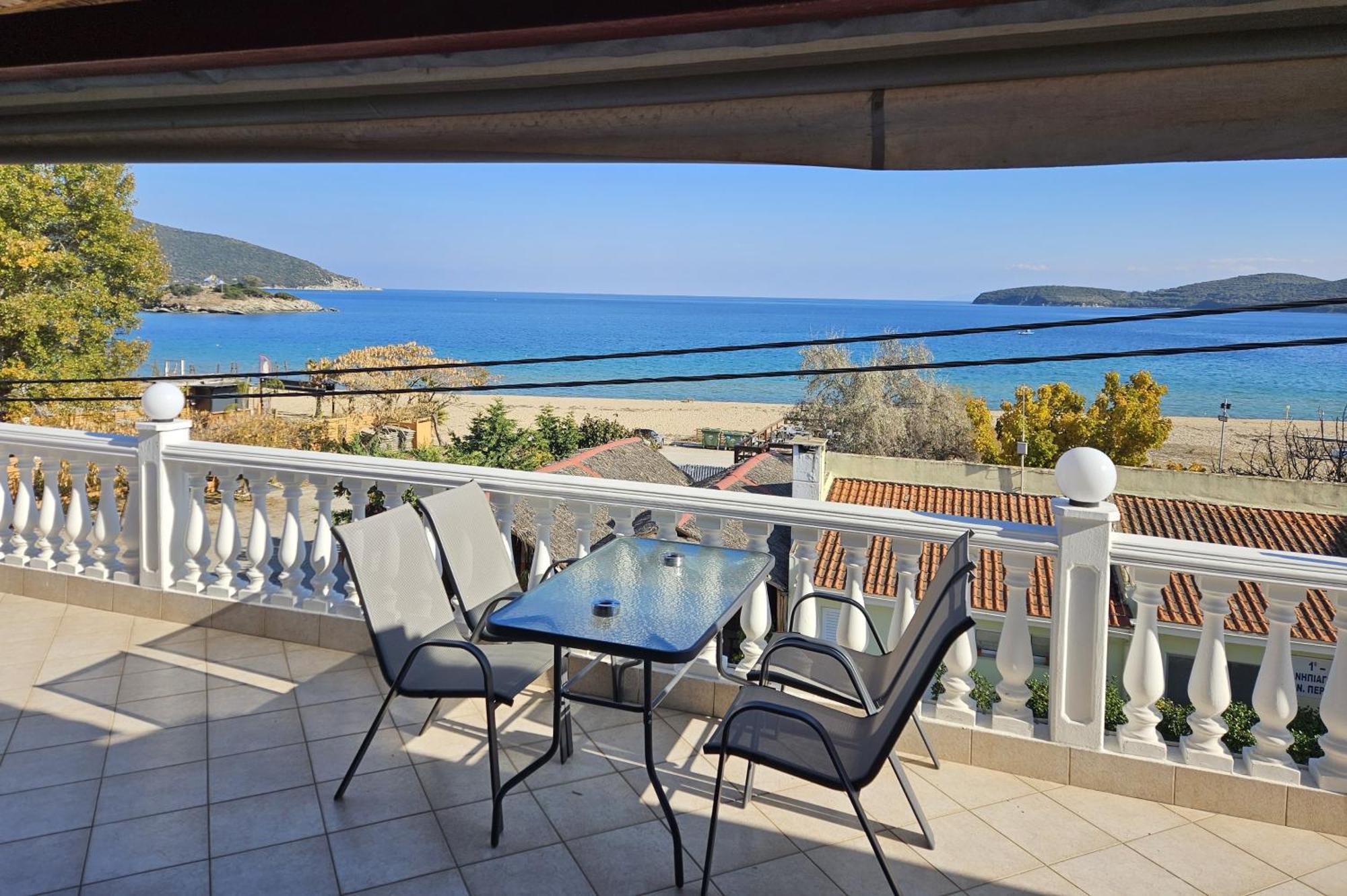 Leonidas Apartments Неа-Перамос Экстерьер фото